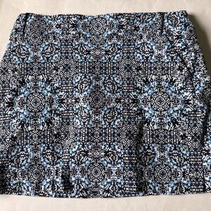 ATTYRE Skort Sz 10 Stretch Pull On Blue Batik 4 Pockets Golf Tennis Pickleball